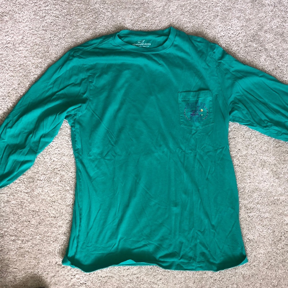 long sleeve vineyard vines holiday shirt